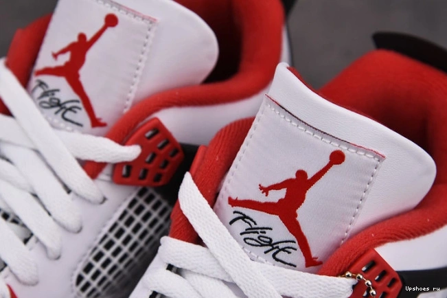 Red Retro Fire Jordan Air (2020) 4 DC7770-160 0805